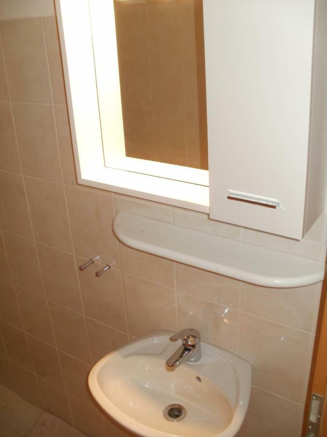 Apartments & Rooms Neno Tribanj-Kruscica Exterior foto